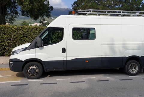 Service d'enlèvement et de livraison de colis à Nice